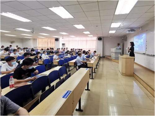 新“鋰”想 新起點(diǎn)！中偉2022年校園招聘中南大學(xué)站宣講會(huì)舉行